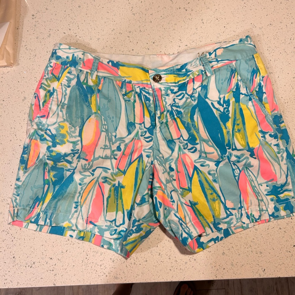 Lilly Pulitzer Blue and Pink Bermudas Shorts